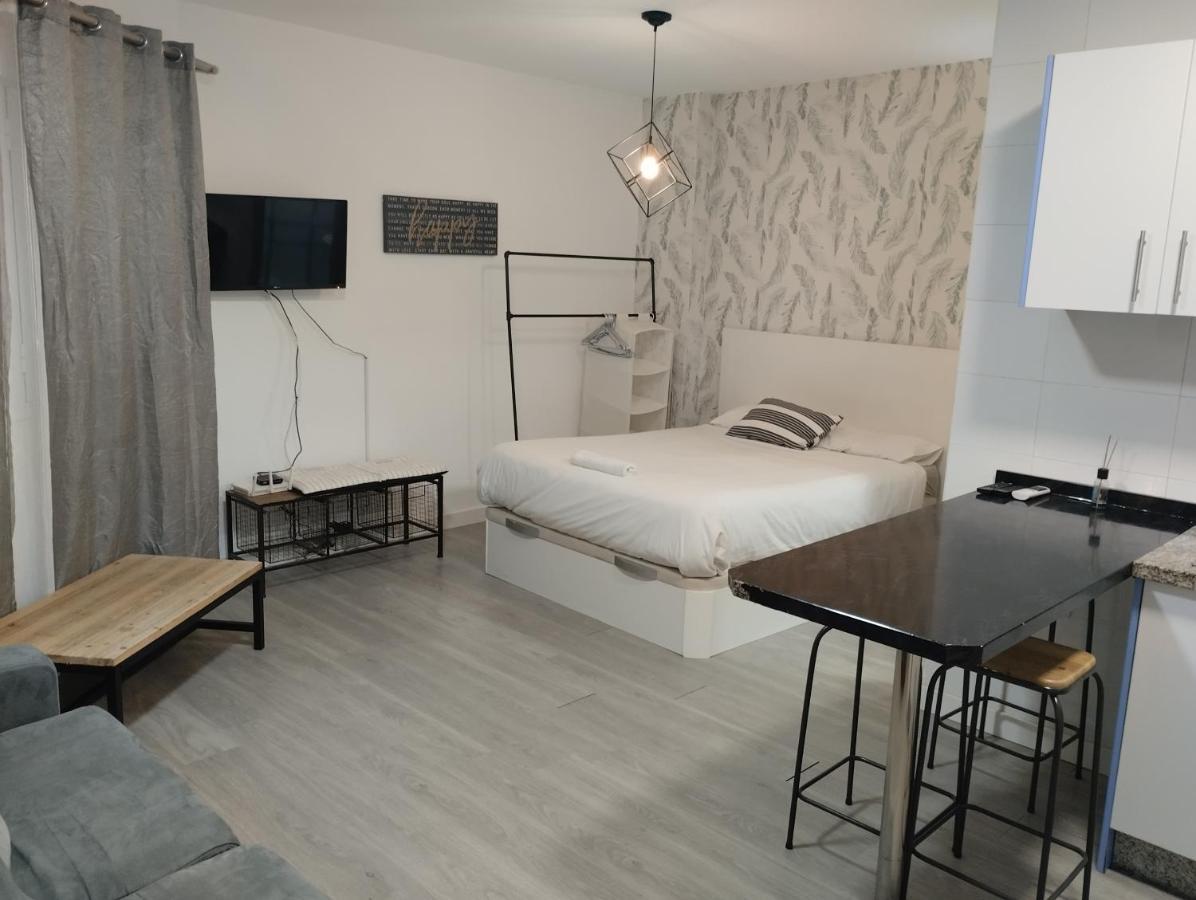 Malaga Centre Studio & Parking Exterior photo